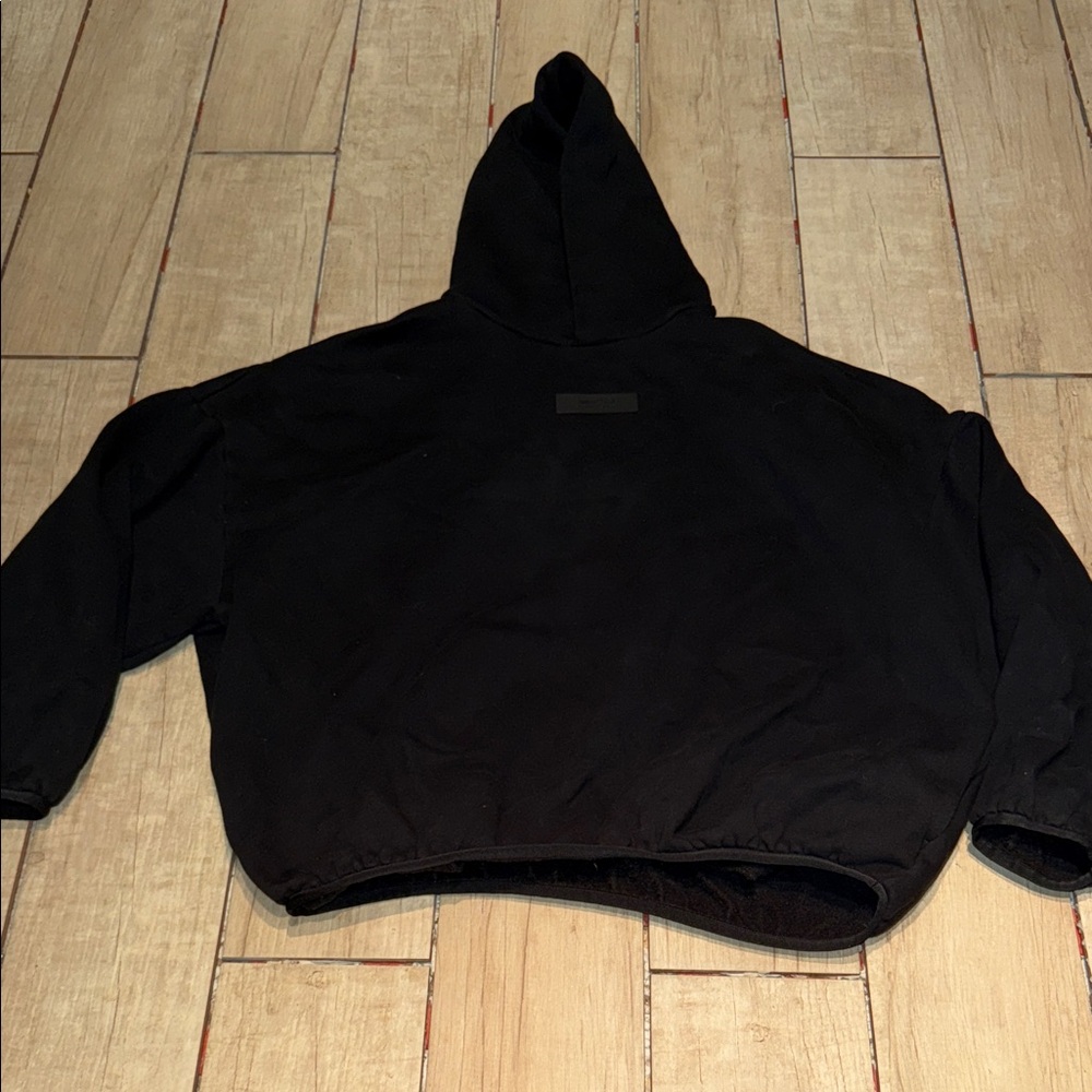 Fear of God essentials Black crop box  Hoodie Sweatshirt large